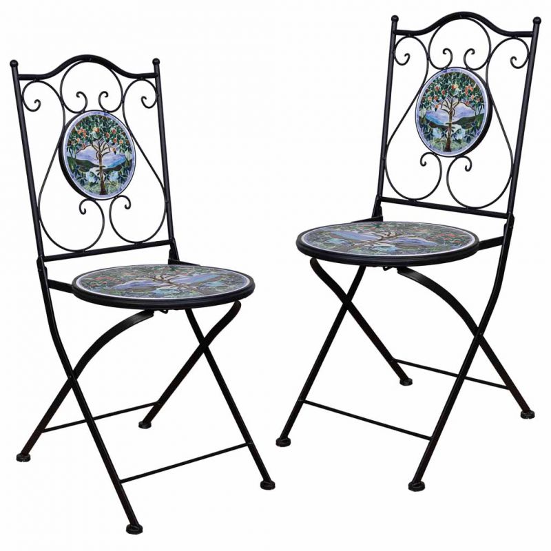 dos sillas de forja y mosaico